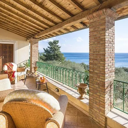 Seafront Bliss Villa Letojanni