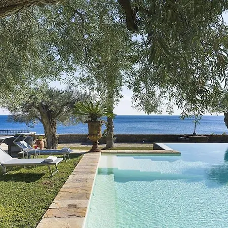 Seafront Bliss Villa *