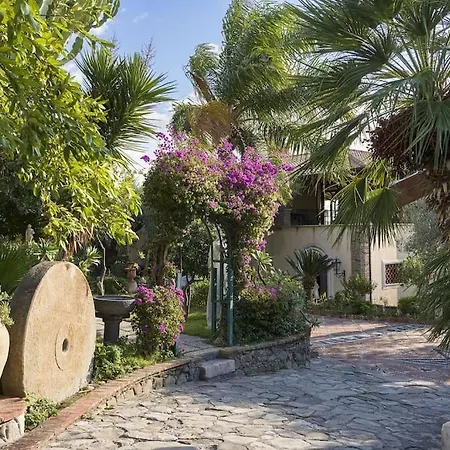Seafront Bliss Villa Letojanni